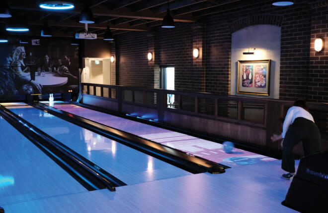 Lanes under black lighting and retro masking Units