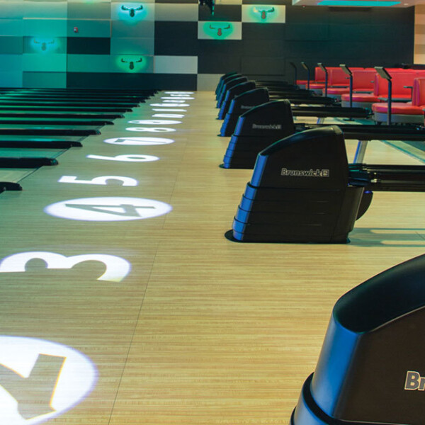 Tukwila Family Fun Center, Tukwila, WA - Lane numbers