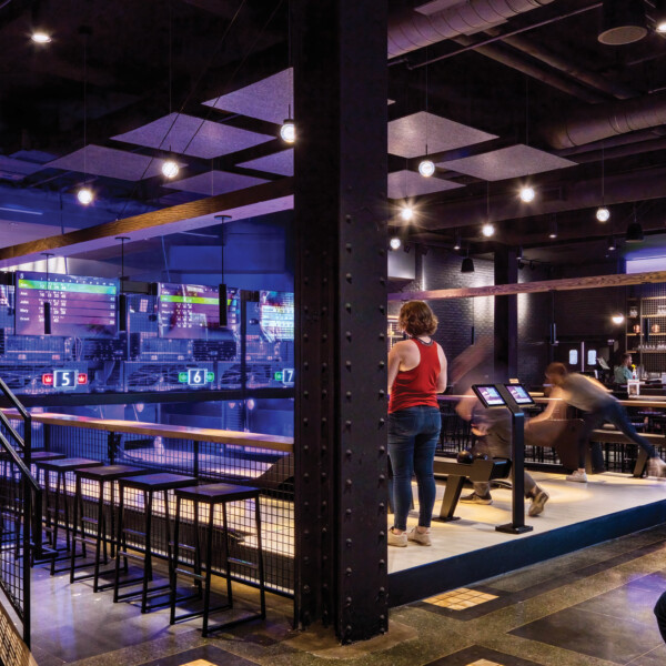 Woodrows, Grand Rapids, MI - Socializing